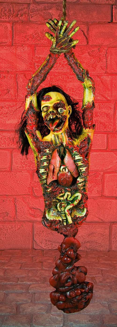 Hanging Corpse 150cm - Gruesome Halloween