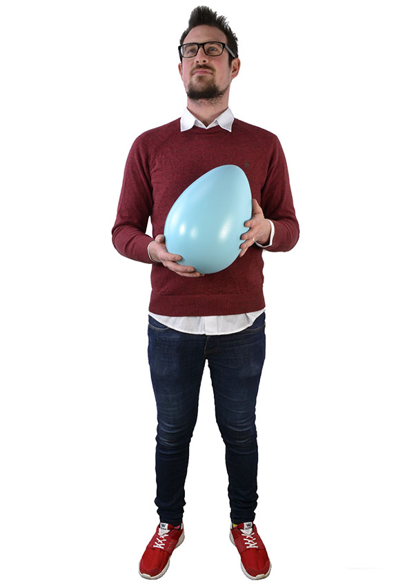 Giant Blue Egg - 30 x 20cm 