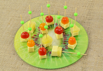 Kiwi Serving Platter with Cocktail Stick 